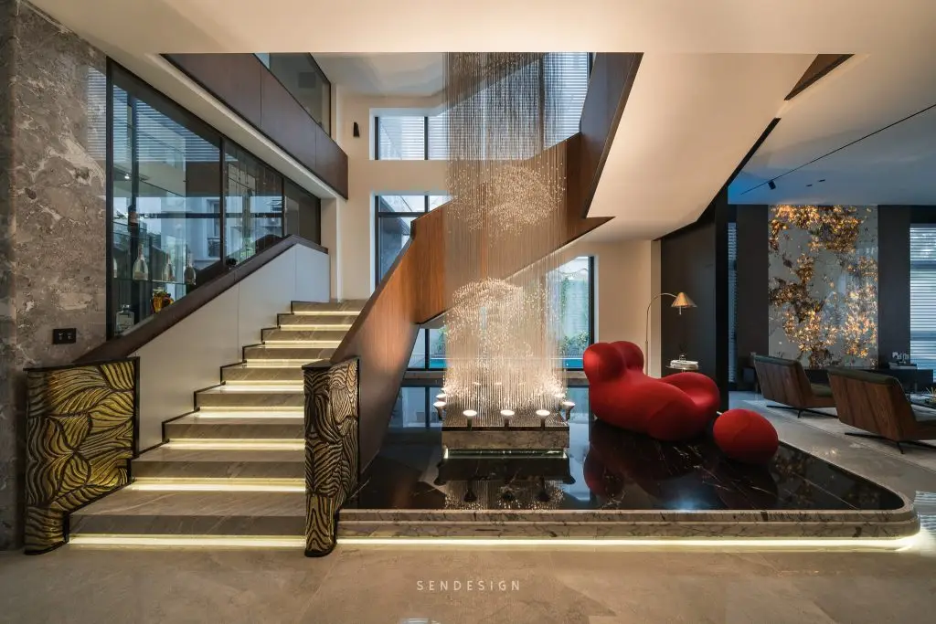 Gạch travertine lát bậc cầu thang