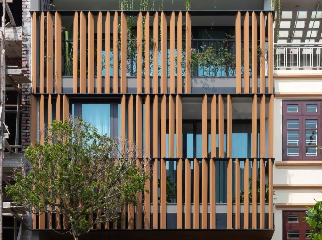 lam nhôm hình viên đạn