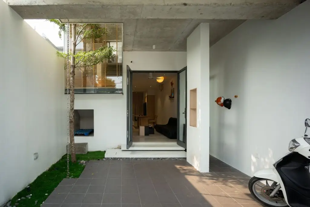 cửa chớp lam nhôm