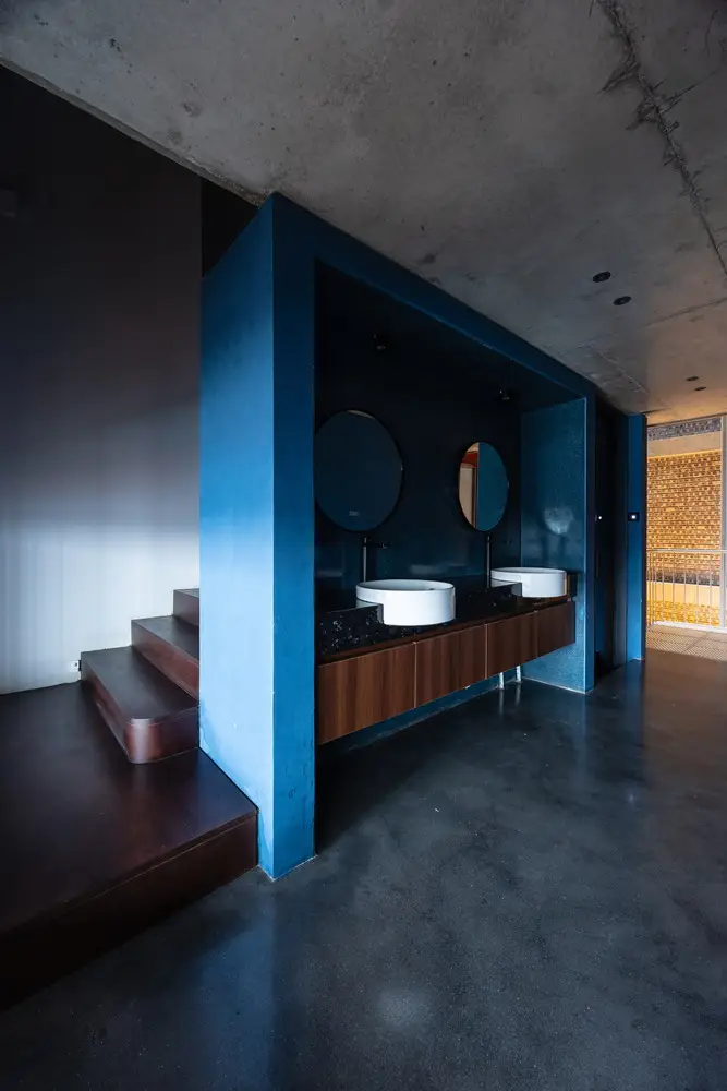 Mẫu chậu rửa mặt bàn đá đẹp kiểu đôi