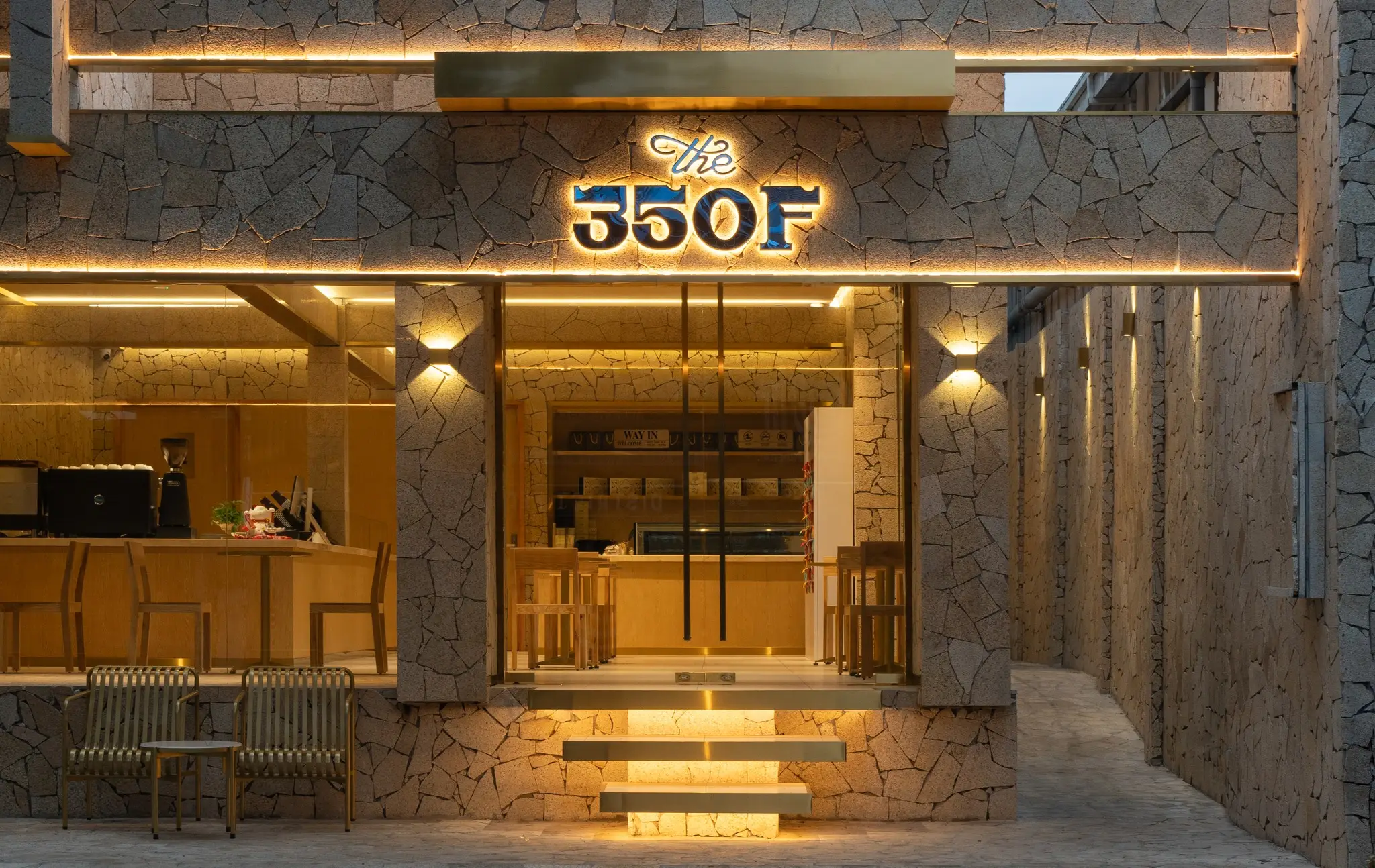 The 350F Thảo Điền