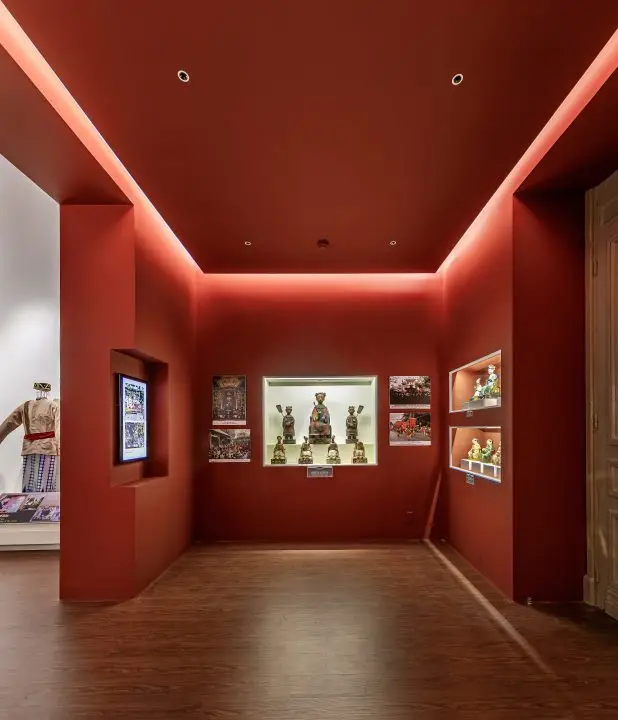 Phòng Văn Hóa – Bảo Tàng Thành phố HCM