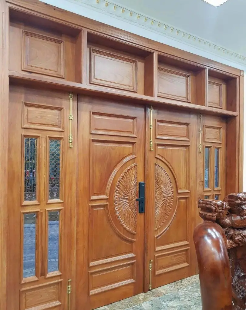 Cửa gỗ 4 cánh cao cấp sang trọng