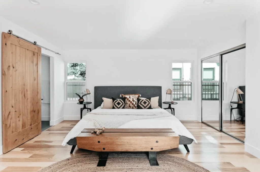 Cửa lùa 1 cánh bằng gỗ tự nhiên