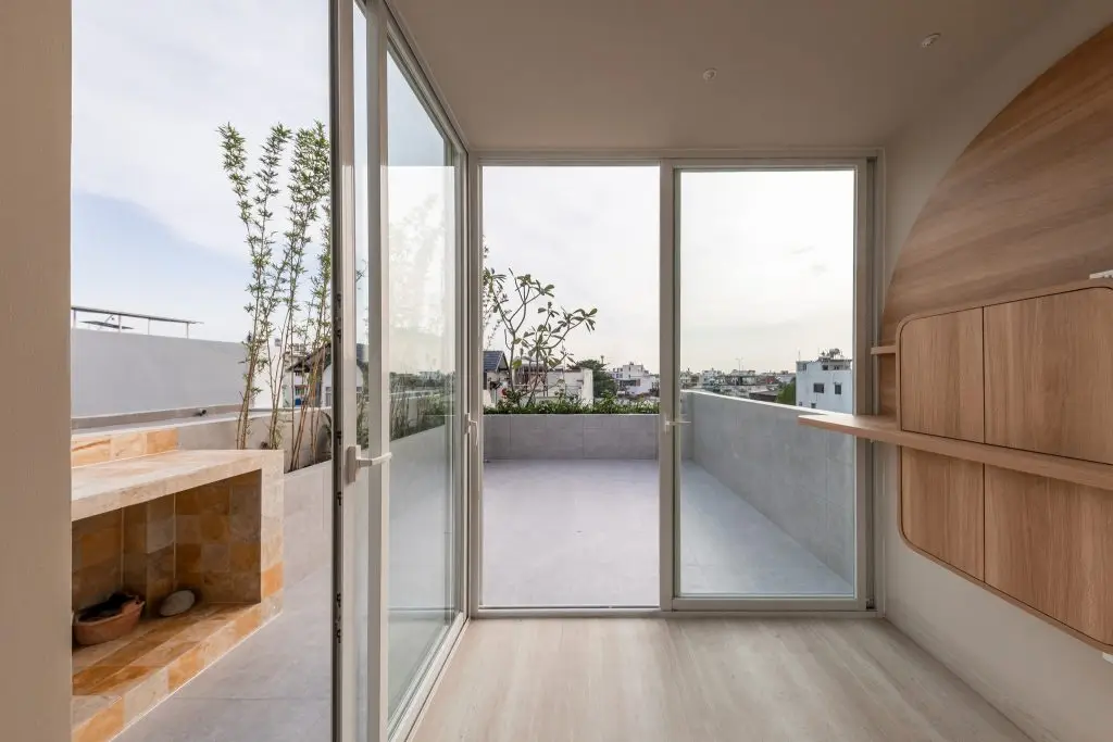 cửa lùa nhôm kính trượt ngang truyền thống