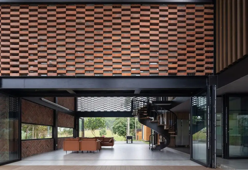 Cửa lùa nhôm kính trượt quay