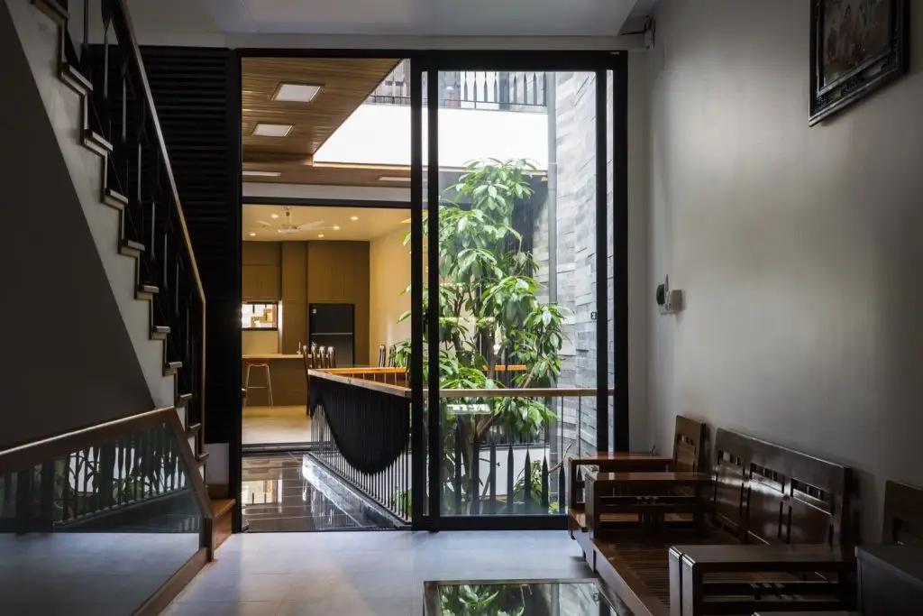 mẫu cửa lùa nhôm kính 2 cánh