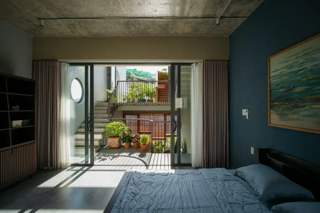 cửa nhôm phòng ngủ 4 cánh