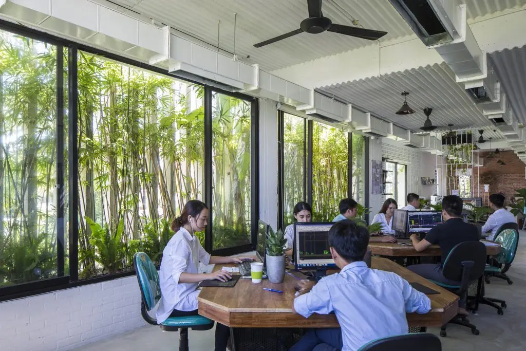 Cửa nhôm YKK AP của dự án The Modern Village Office