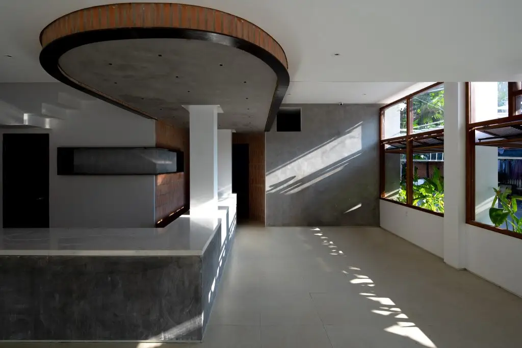 cửa sổ hất hiện đại