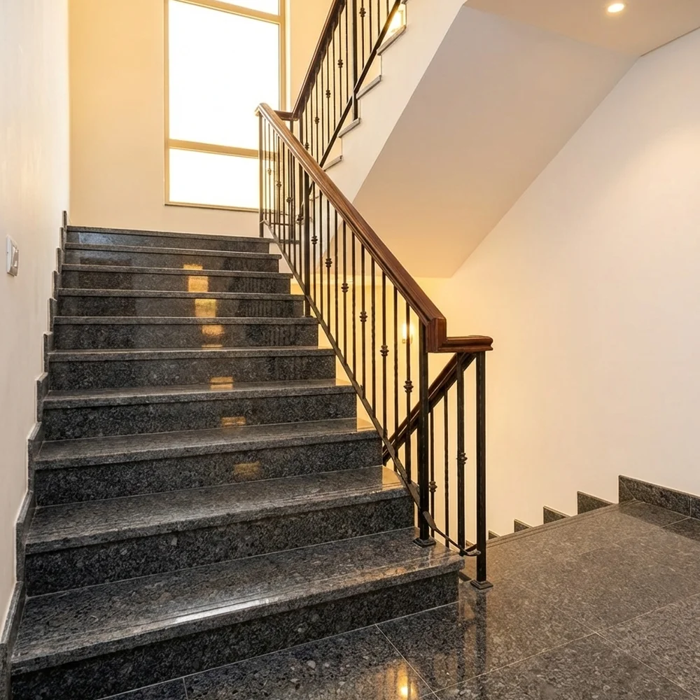 đá kim sa đen ốp cầu thang