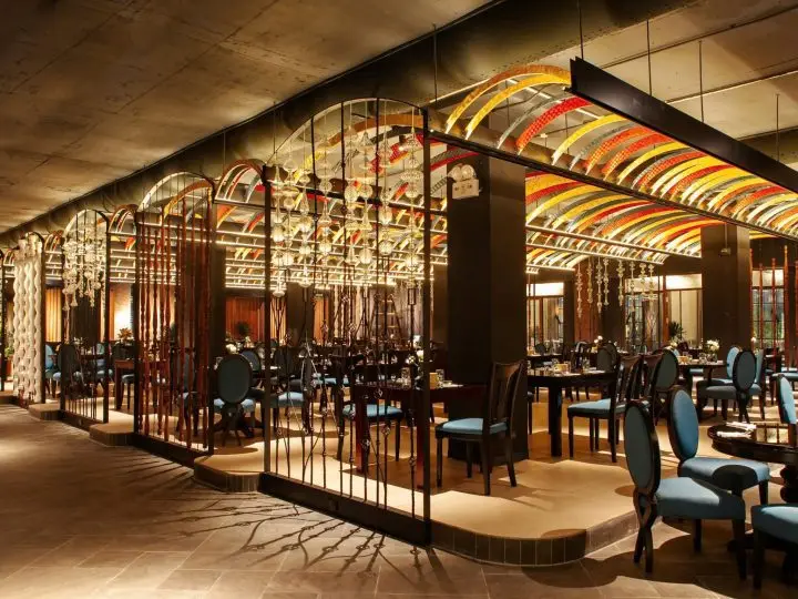 Nhà Hàng Sen Tây Hồ