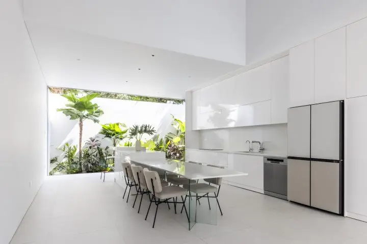 F10 House