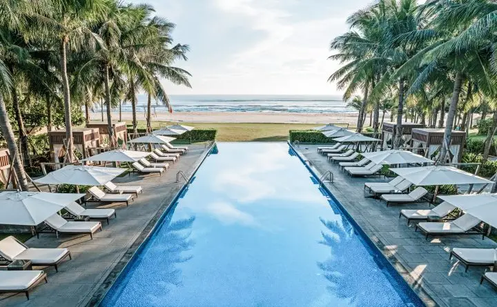 Shilla Monogram Danang